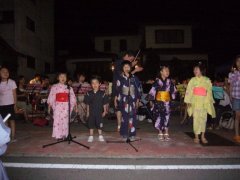 富士吉田市制祭で宴奏